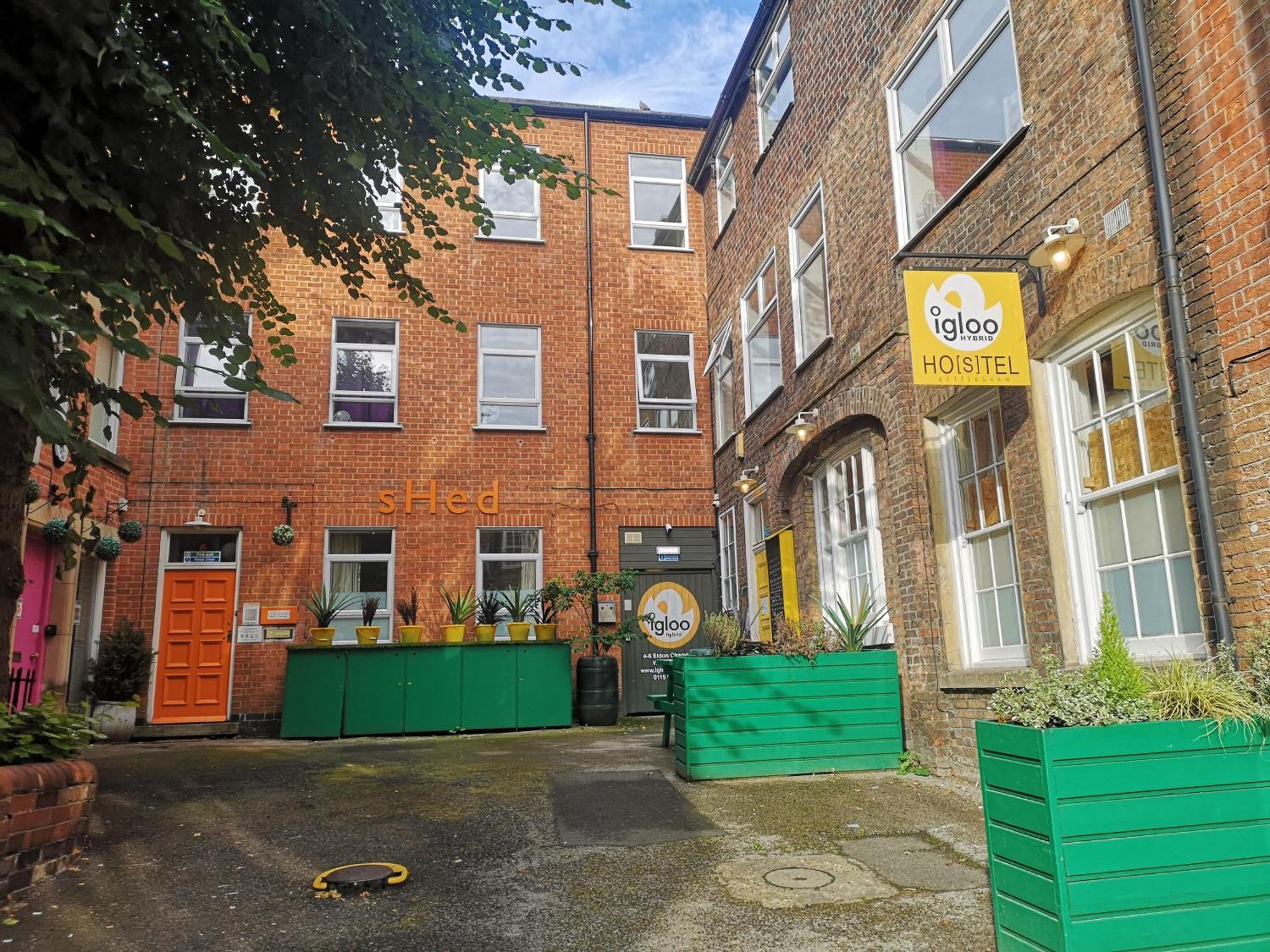 Igloo Hybrid Hostel Nottingham Exterior photo